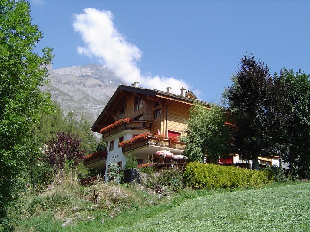 Alpina Hotel Leukerbad Exterior foto